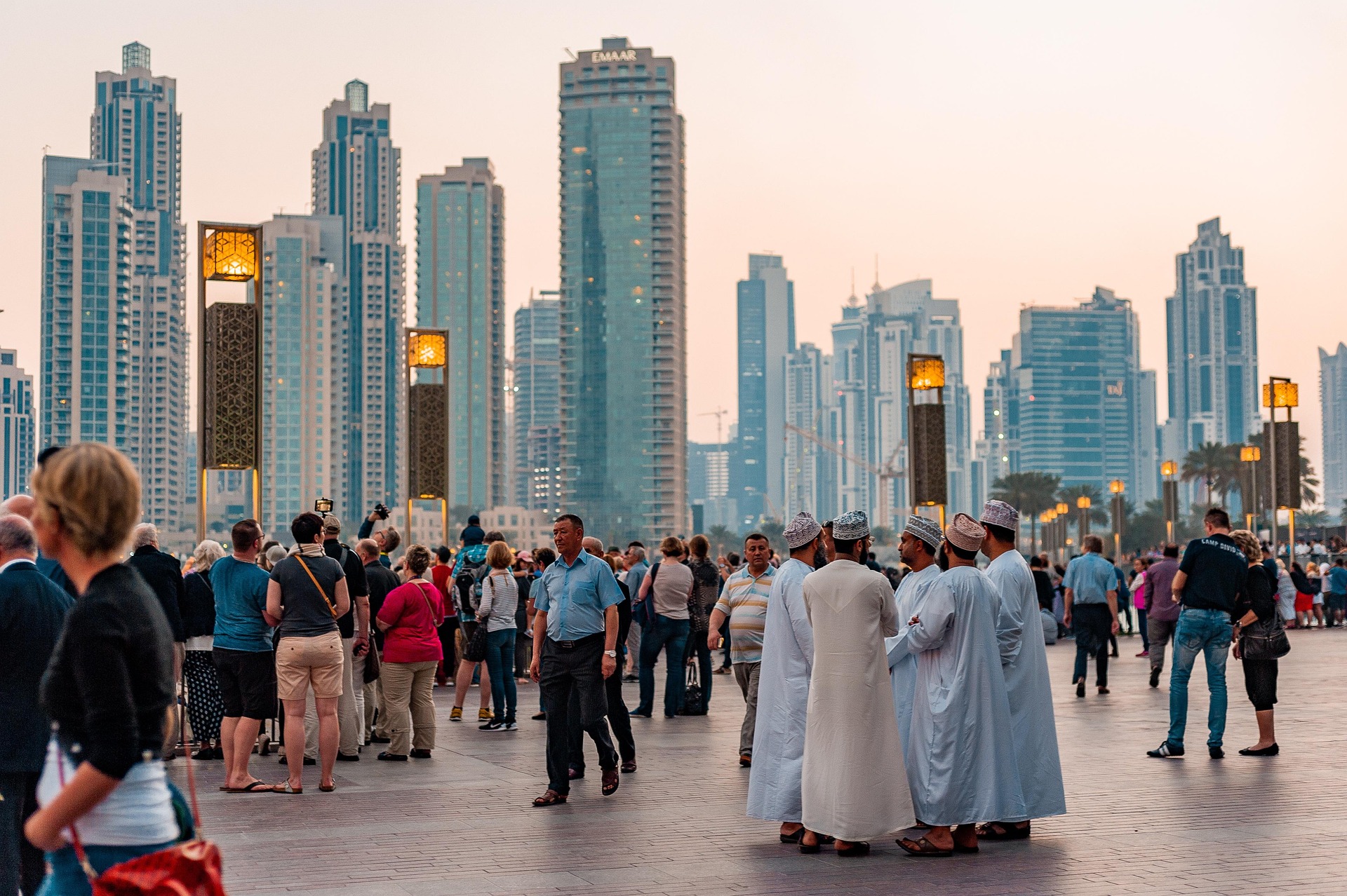 What’s Really Going On in Dubai Right Now? A Calm Guide for Travelers